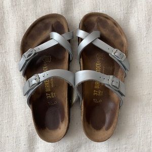 Silver Toe Strap Birks